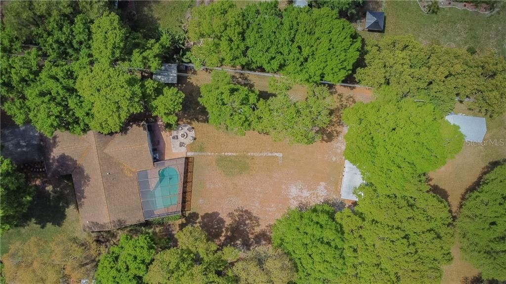 Oversized lot - 125 x 270...over 3/4 of an acre!