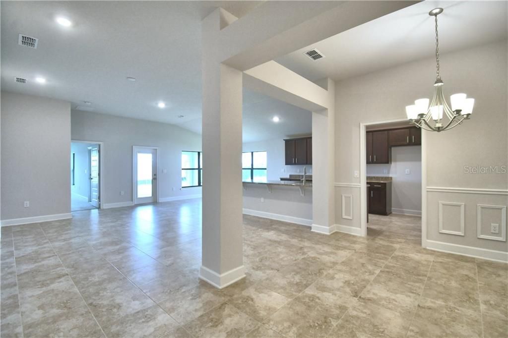 Recently Sold: $356,043 (3 beds, 2 baths, 1970 Square Feet)