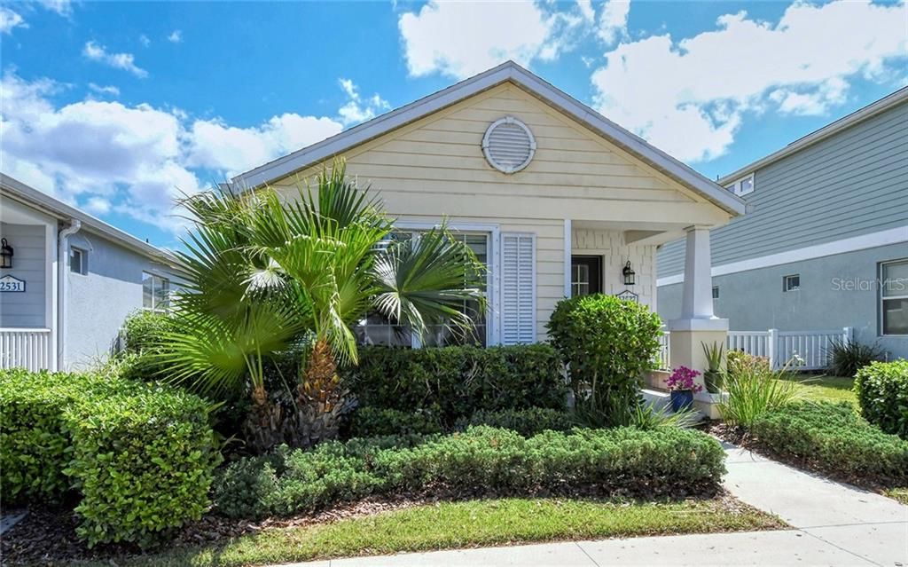 Recently Sold: $289,900 (2 beds, 2 baths, 1255 Square Feet)