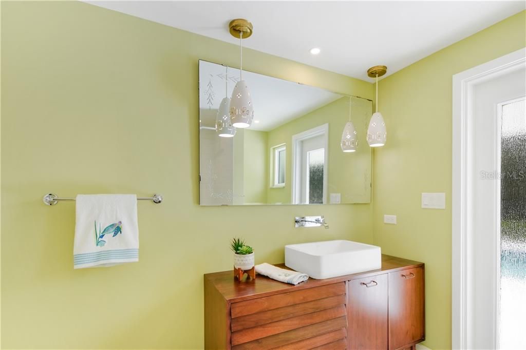 Недавно арендовано: $2,595 (3 спален, 2 ванн, 1458 Квадратных фут)