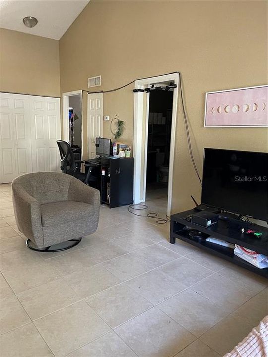Recently Sold: $121,700 (2 beds, 2 baths, 840 Square Feet)
