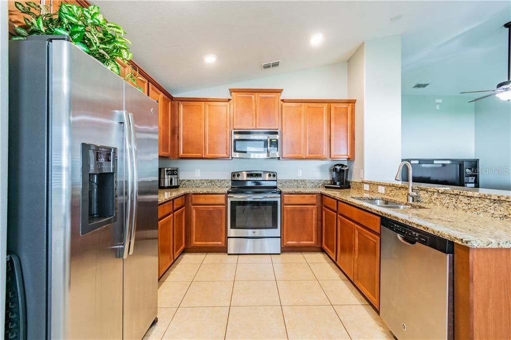Recently Sold: $235,000 (3 beds, 2 baths, 1680 Square Feet)