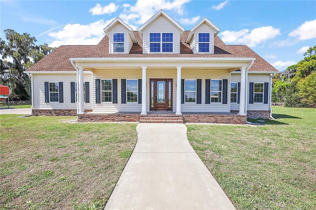 Recently Sold: $649,900 (4 beds, 2 baths, 3105 Square Feet)