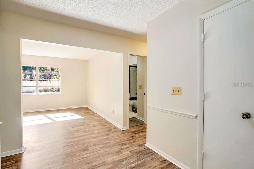 Recently Sold: $340,000 (3 beds, 2 baths, 1738 Square Feet)