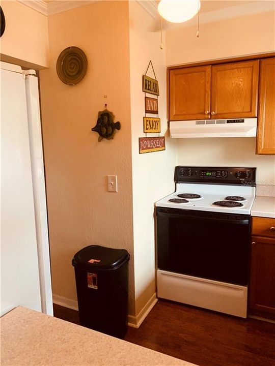Recently Sold: $159,000 (1 beds, 1 baths, 873 Square Feet)