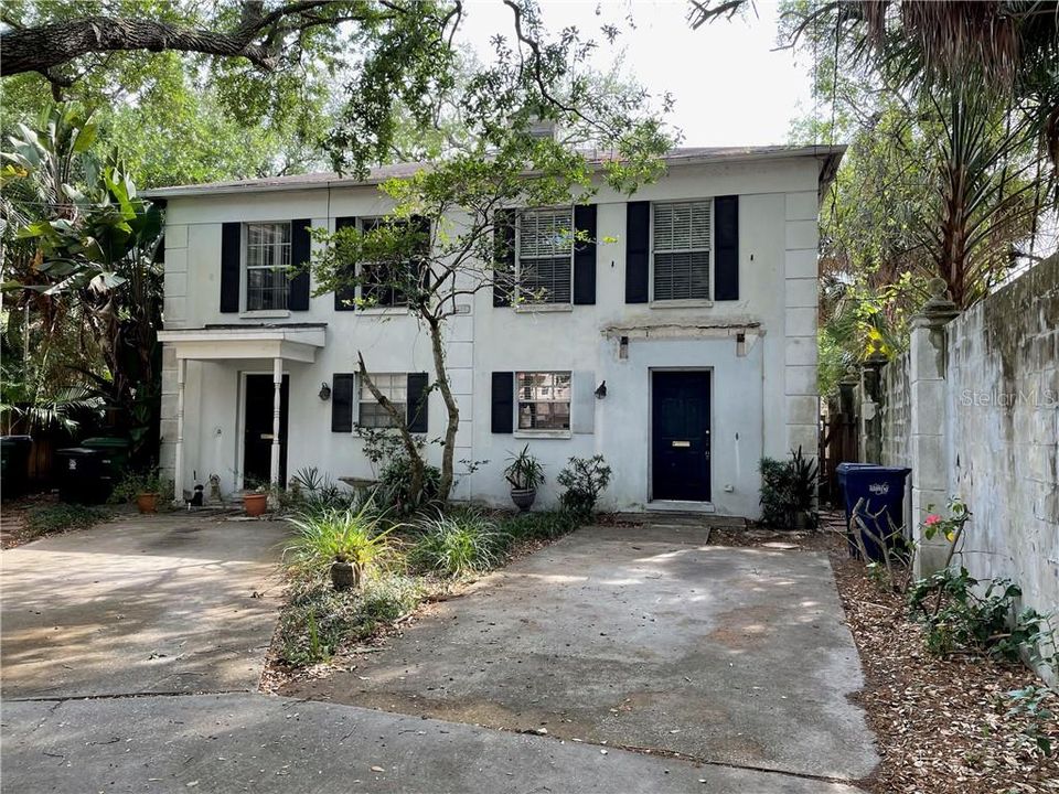 最近售出: $200,000 (2 贝兹, 1 浴室, 1224 平方英尺)