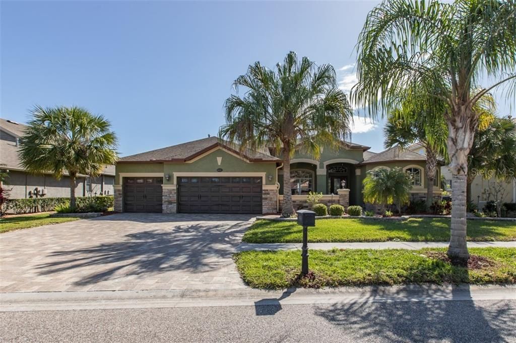 Recently Sold: $629,000 (4 beds, 4 baths, 3453 Square Feet)