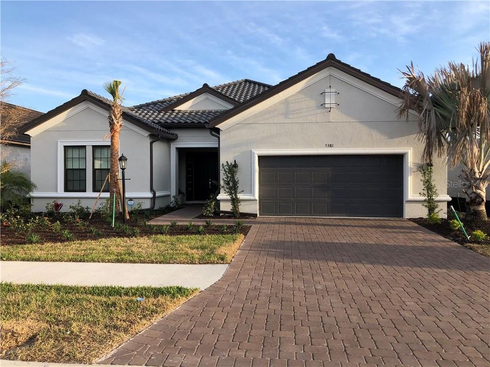 Recently Sold: $894,870 (4 beds, 3 baths, 2929 Square Feet)