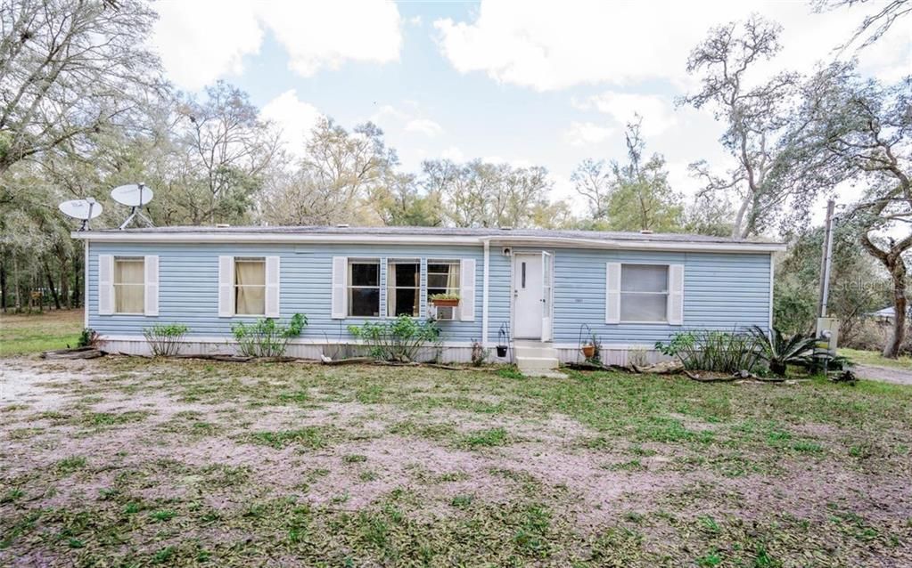 Recently Sold: $159,900 (3 beds, 2 baths, 1352 Square Feet)