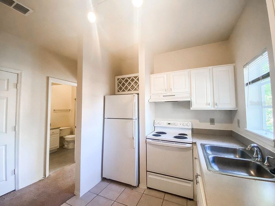 Recently Rented: $1,500 (2 beds, 2 baths, 1182 Square Feet)