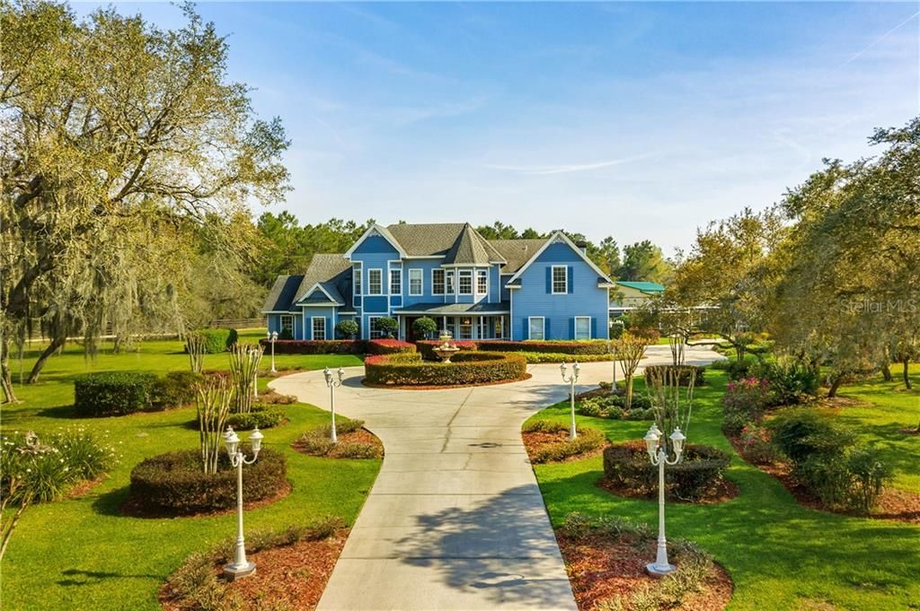 Beautiful entrance view to main estate.