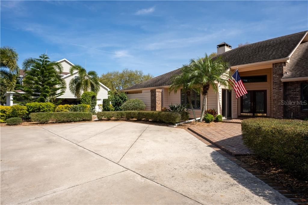 Recently Sold: $542,000 (4 beds, 3 baths, 3426 Square Feet)