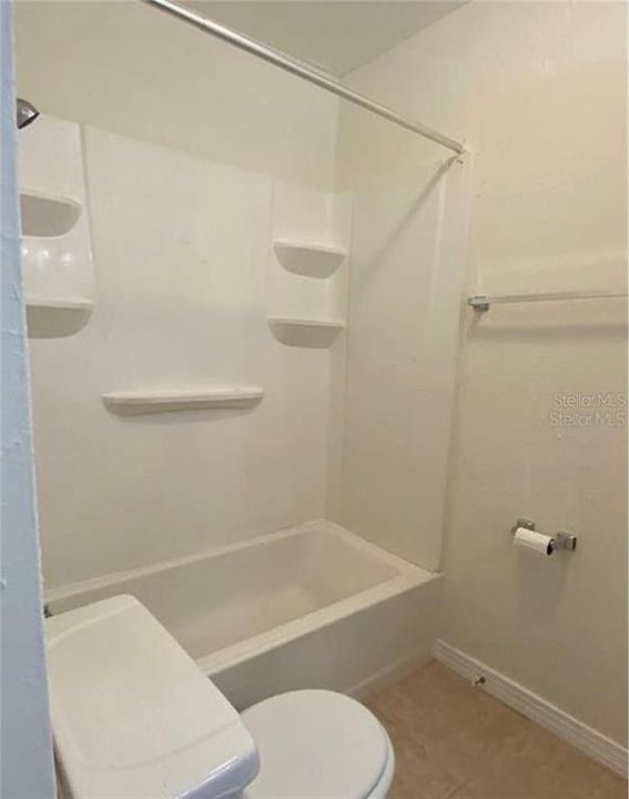 最近租的: $1,350 (2 贝兹, 1 浴室, 1164 平方英尺)