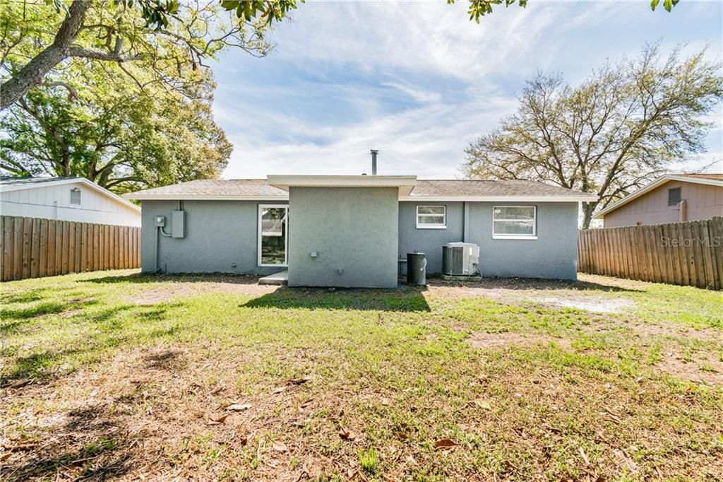 Recently Sold: $239,000 (3 beds, 1 baths, 1150 Square Feet)