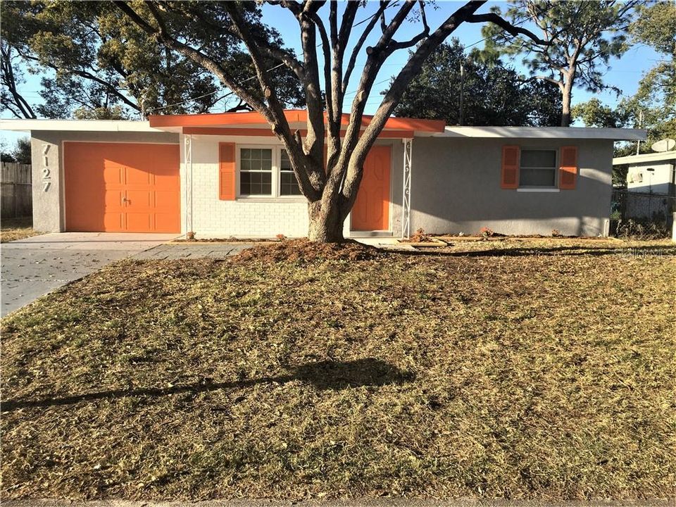 Recently Sold: $149,999 (3 beds, 1 baths, 956 Square Feet)
