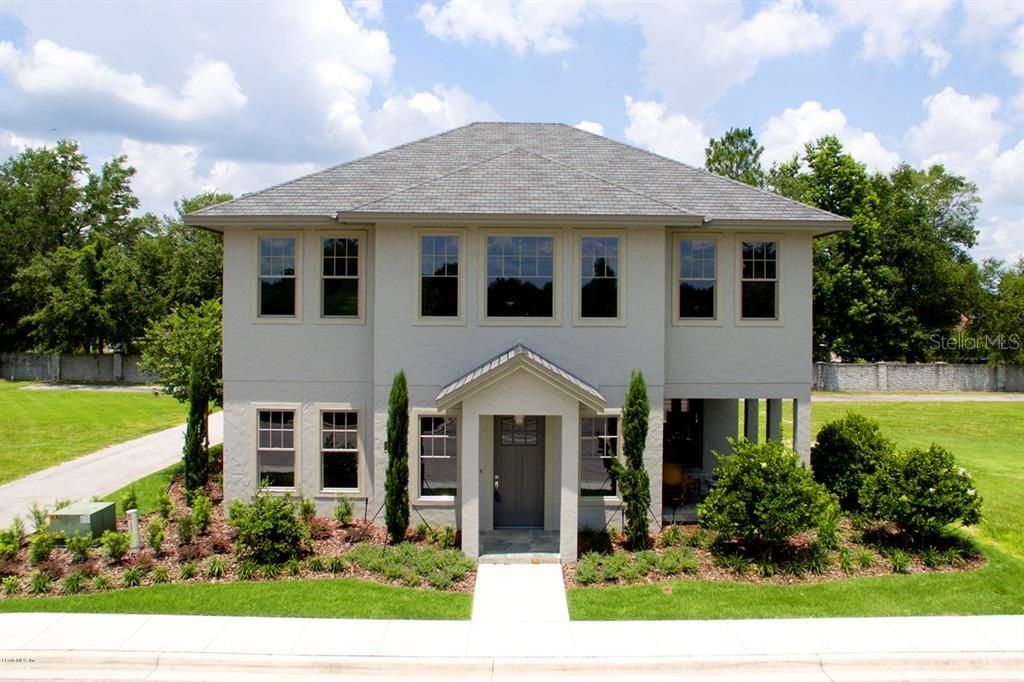 Recently Sold: $694,900 (3 beds, 2 baths, 2784 Square Feet)