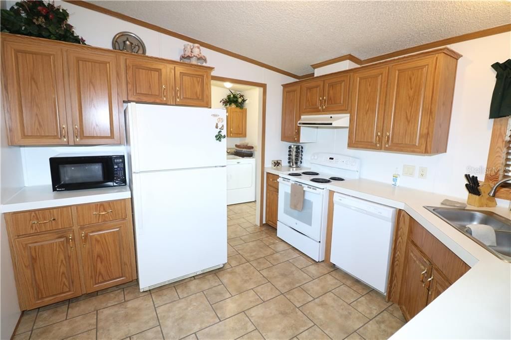 Recently Sold: $289,000 (3 beds, 2 baths, 5968 Square Feet)