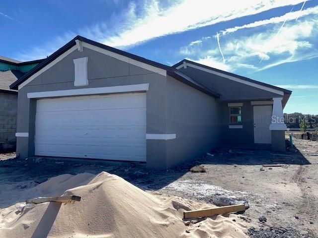 Recently Sold: $222,790 (3 beds, 2 baths, 1267 Square Feet)