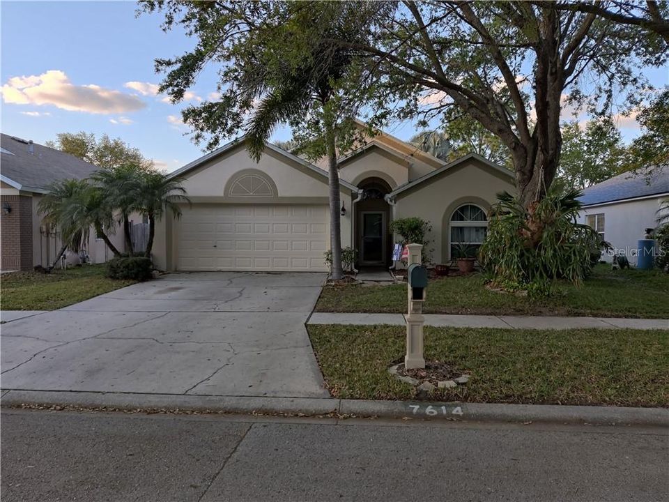 Recently Sold: $235,000 (3 beds, 2 baths, 1550 Square Feet)