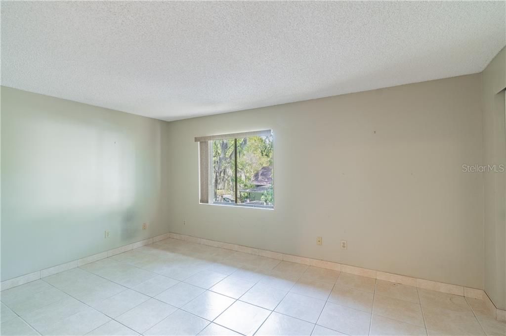 Recently Sold: $113,000 (2 beds, 2 baths, 1250 Square Feet)