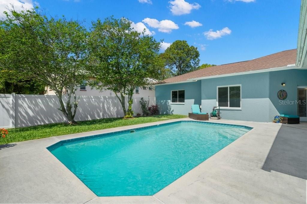 Recently Sold: $485,000 (3 beds, 3 baths, 2260 Square Feet)