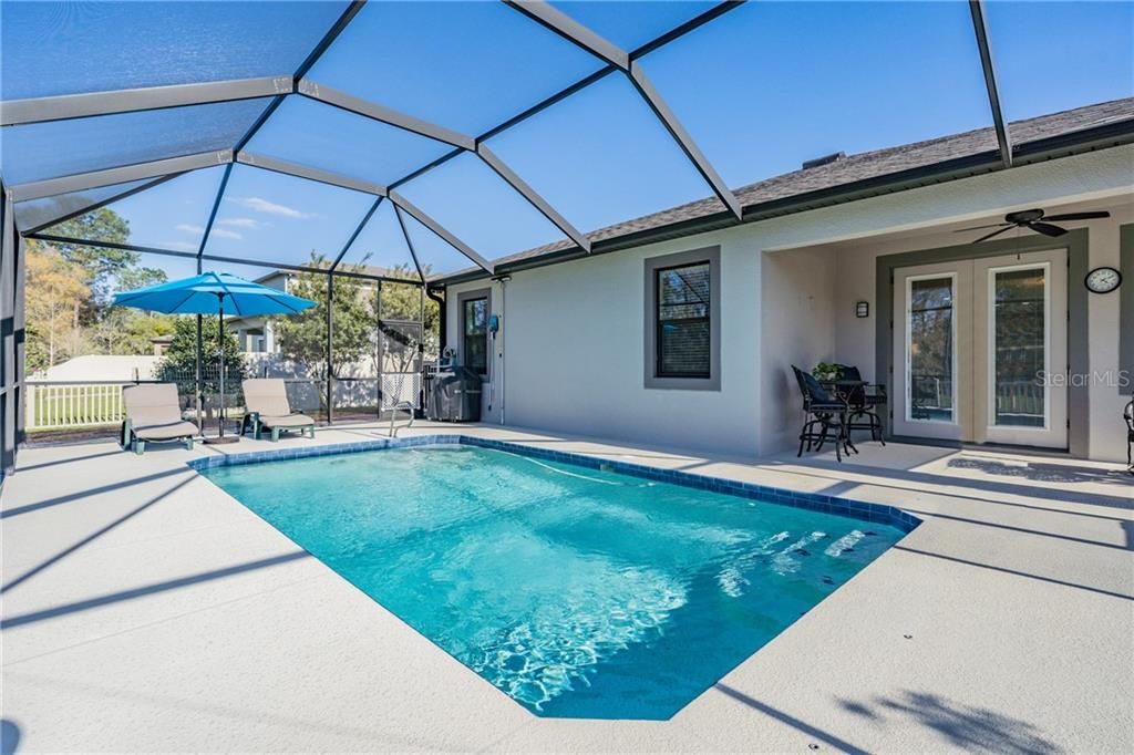 Recently Sold: $369,900 (3 beds, 2 baths, 2096 Square Feet)