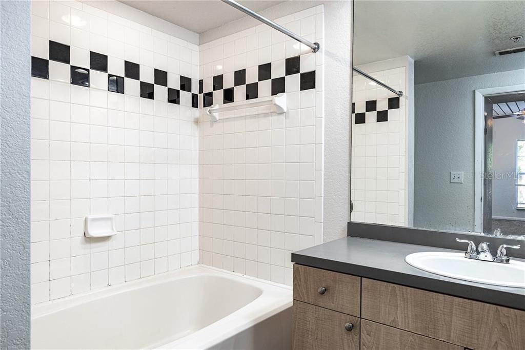 最近租的: $1,895 (2 贝兹, 2 浴室, 1206 平方英尺)