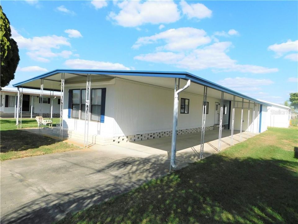 Double carport on this well maintained home.