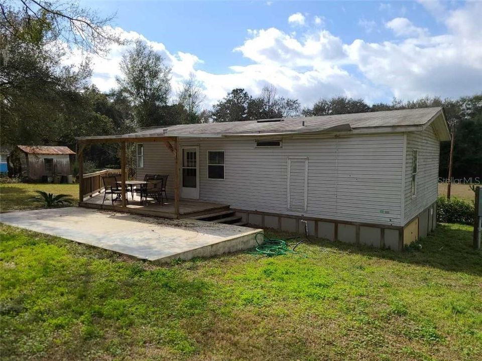 Recently Sold: $79,500 (3 beds, 2 baths, 984 Square Feet)