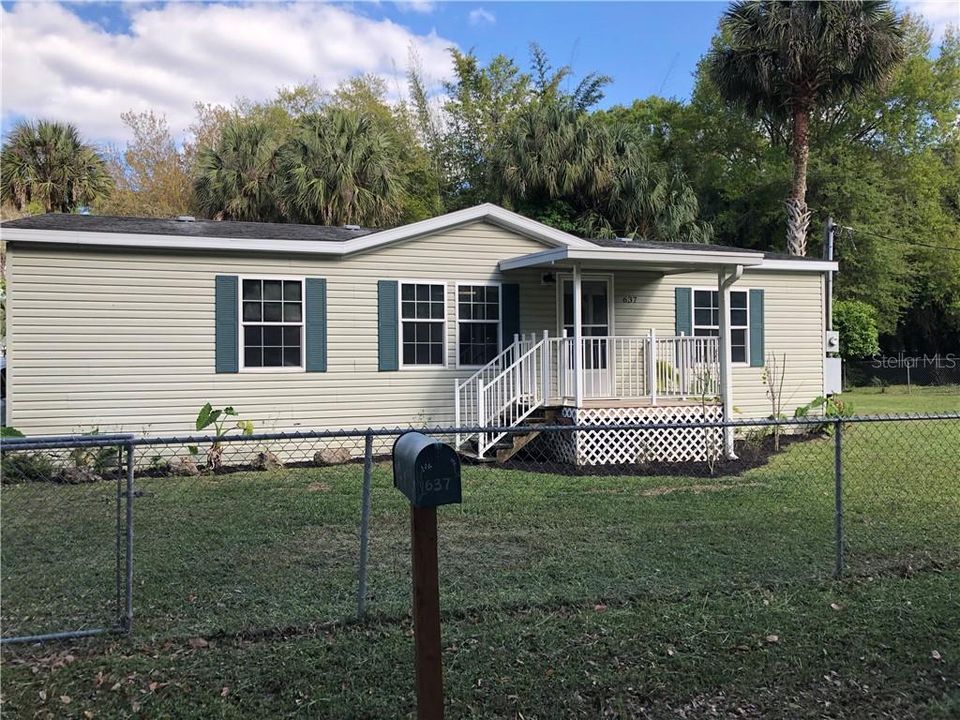 Recently Sold: $132,500 (3 beds, 2 baths, 1188 Square Feet)