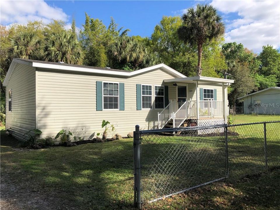 Recently Sold: $132,500 (3 beds, 2 baths, 1188 Square Feet)