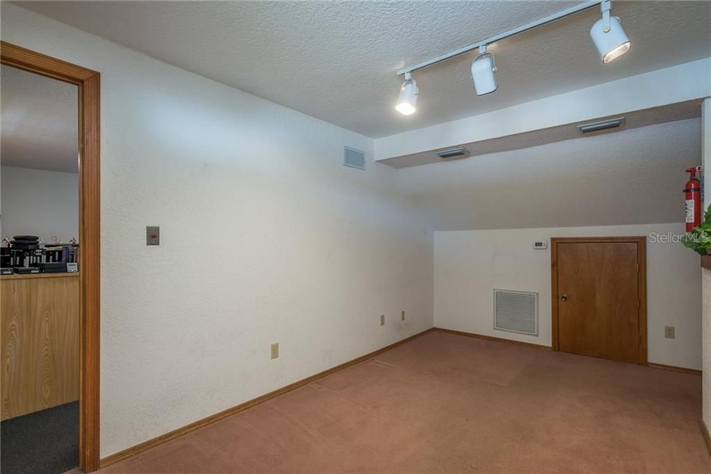 Could use as a room, listed as "Bonus room" in MLS