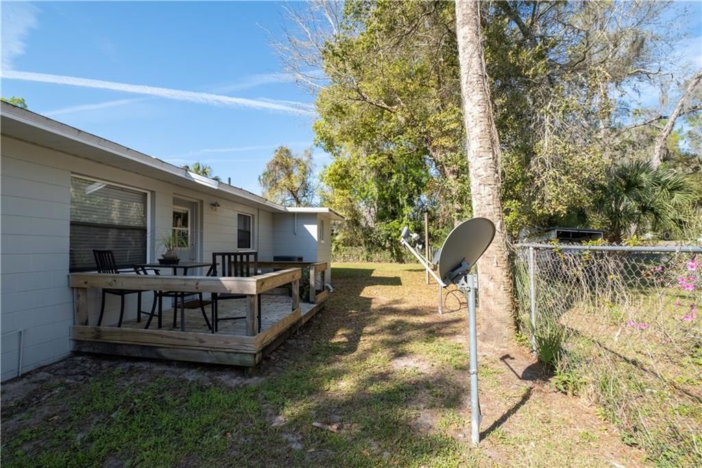 Recently Sold: $169,900 (3 beds, 2 baths, 1331 Square Feet)