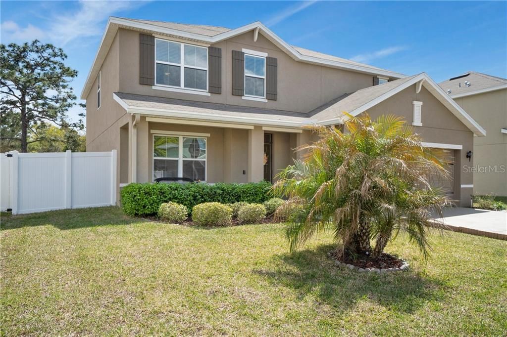 Recently Sold: $313,000 (5 beds, 2 baths, 2807 Square Feet)