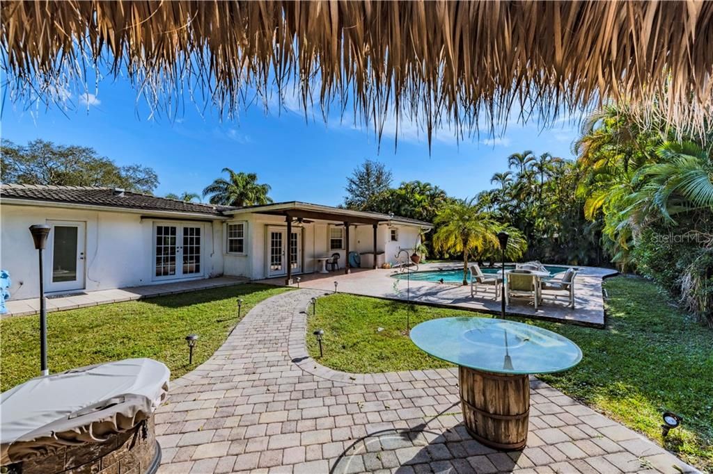 Recently Sold: $499,900 (4 beds, 3 baths, 2900 Square Feet)