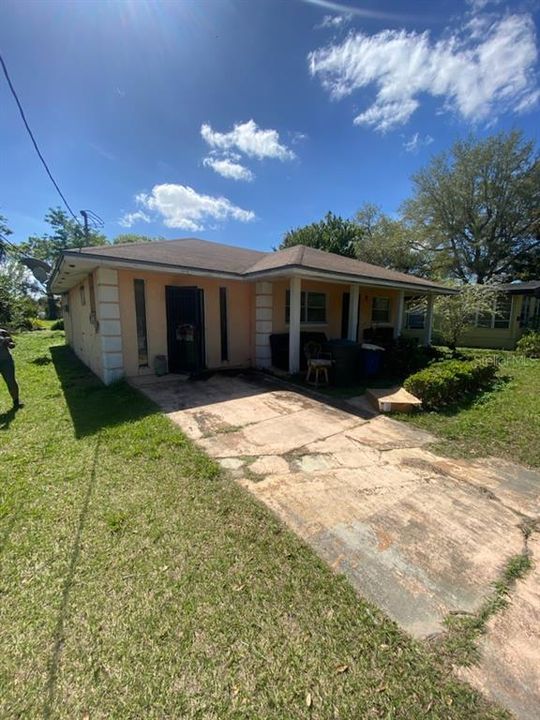 Recently Sold: $125,000 (3 beds, 2 baths, 960 Square Feet)