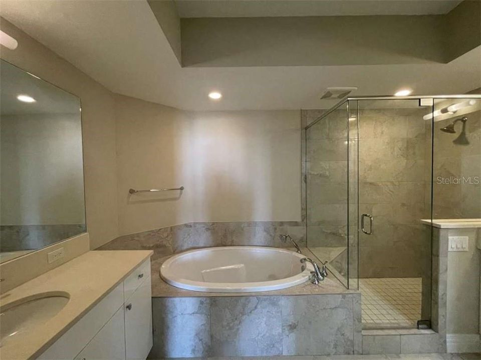 Недавно арендовано: $4,900 (2 спален, 2 ванн, 1711 Квадратных фут)