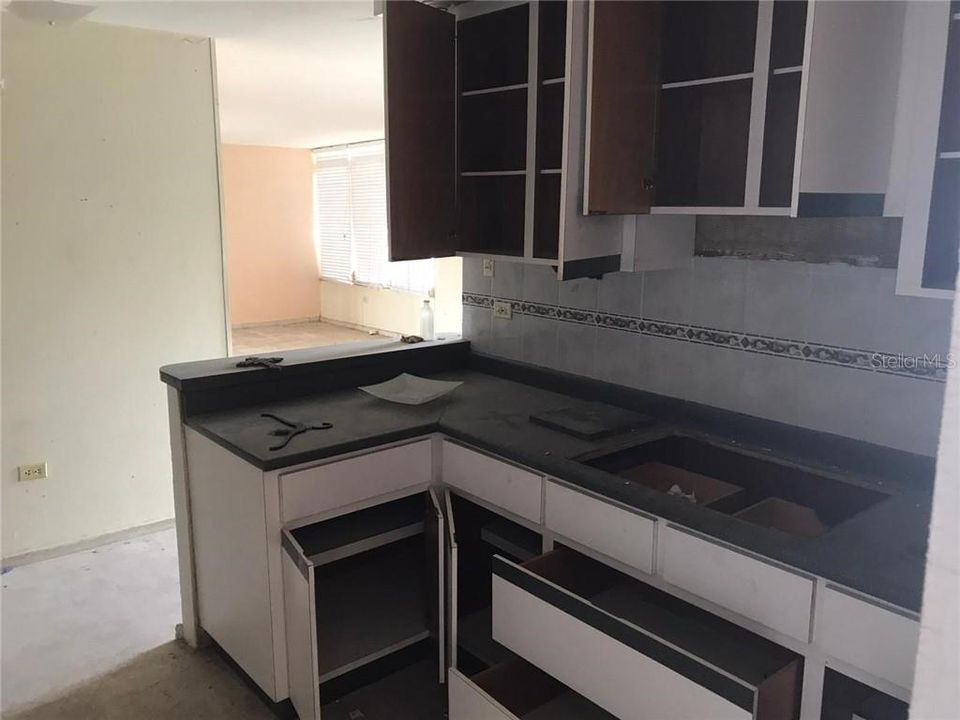 Vendido Recientemente: $105,000 (4 camas, 2 baños, 1292 Pies cuadrados)