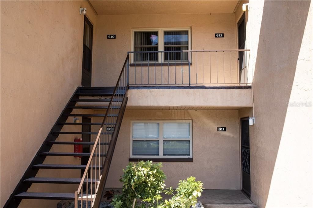 Recently Sold: $139,900 (2 beds, 2 baths, 1100 Square Feet)