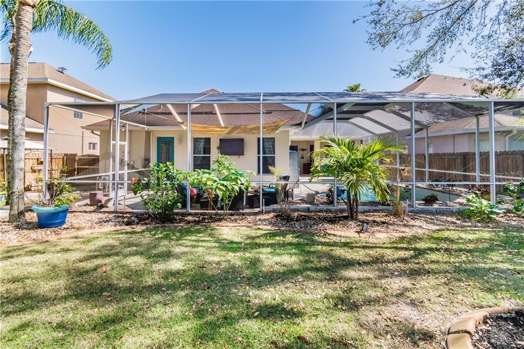 Recently Sold: $425,000 (4 beds, 3 baths, 2518 Square Feet)