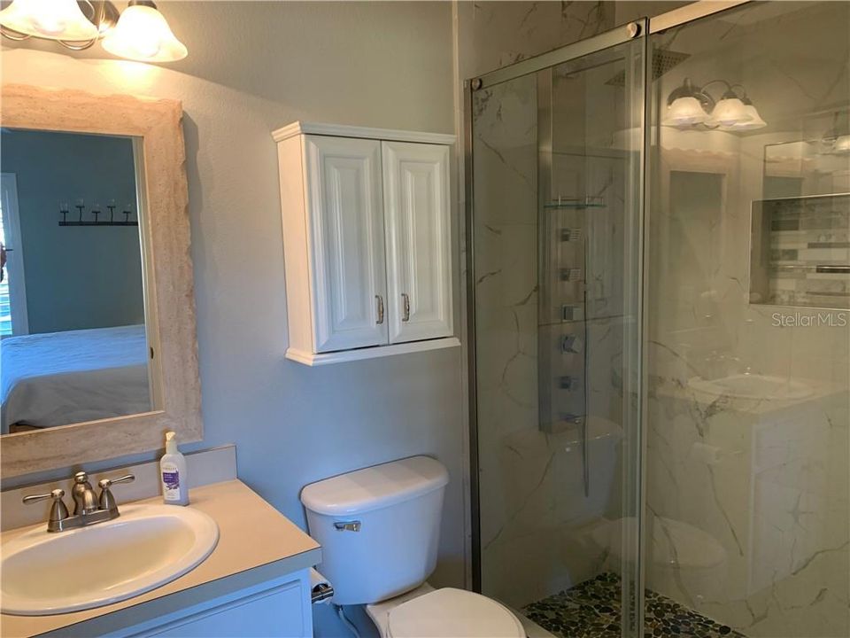 最近租的: $1,600 (2 贝兹, 2 浴室, 1284 平方英尺)