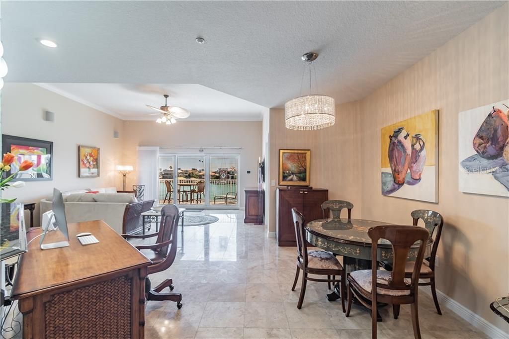 Recently Sold: $815,000 (3 beds, 3 baths, 1972 Square Feet)