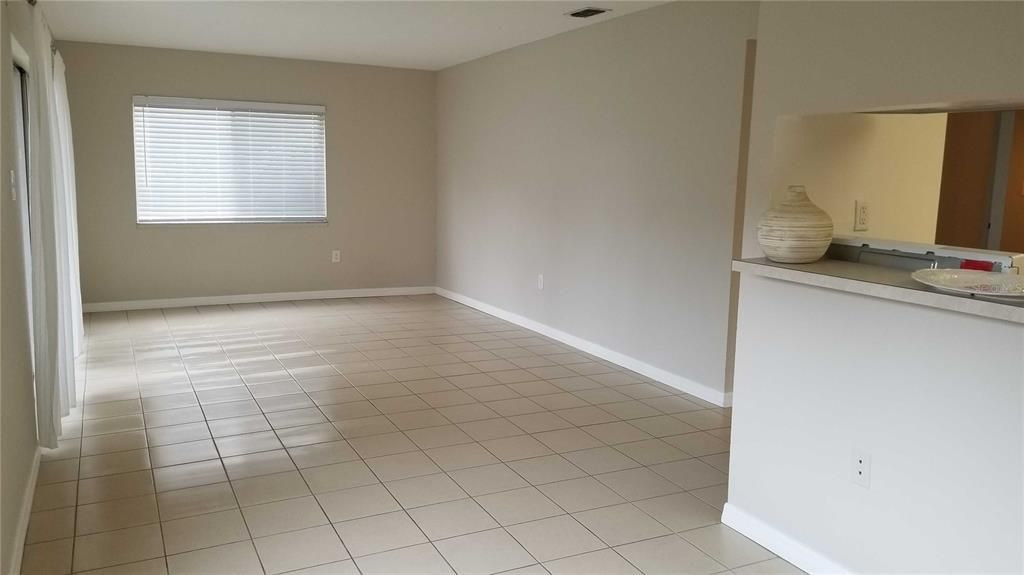 Recently Sold: $125,000 (2 beds, 2 baths, 1038 Square Feet)