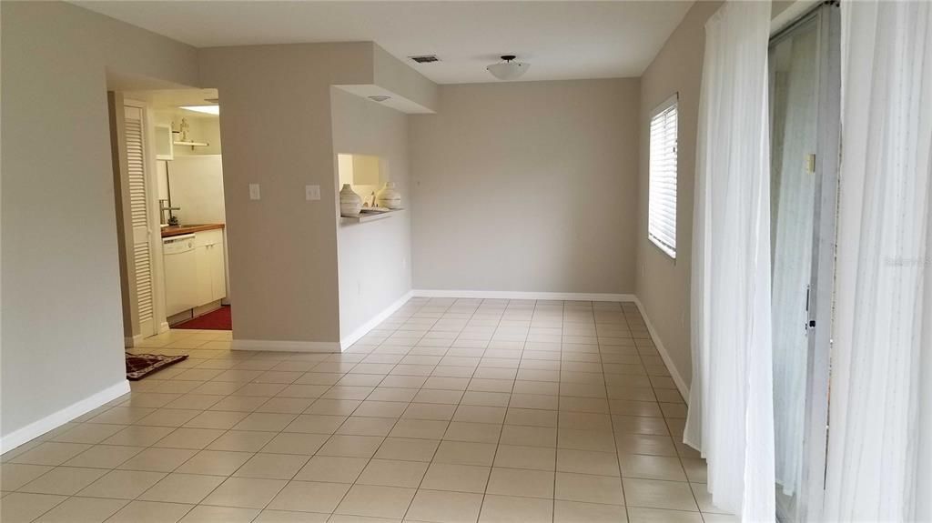 Recently Sold: $125,000 (2 beds, 2 baths, 1038 Square Feet)
