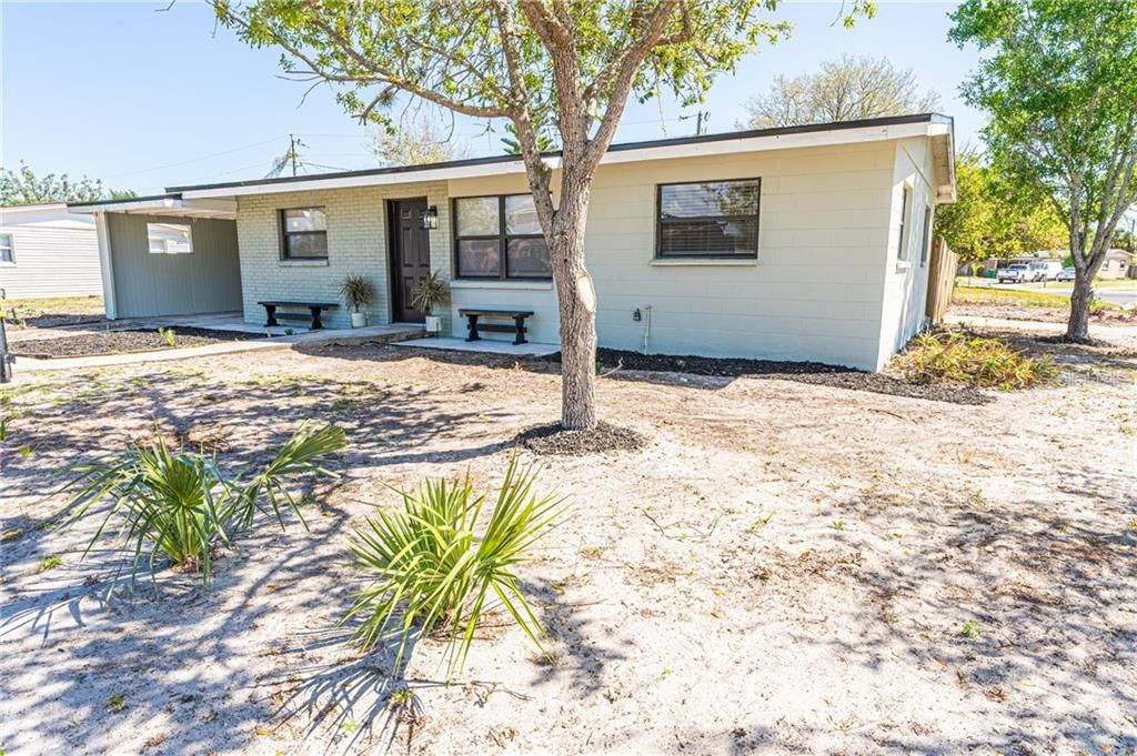 Recently Sold: $199,900 (3 beds, 2 baths, 1142 Square Feet)