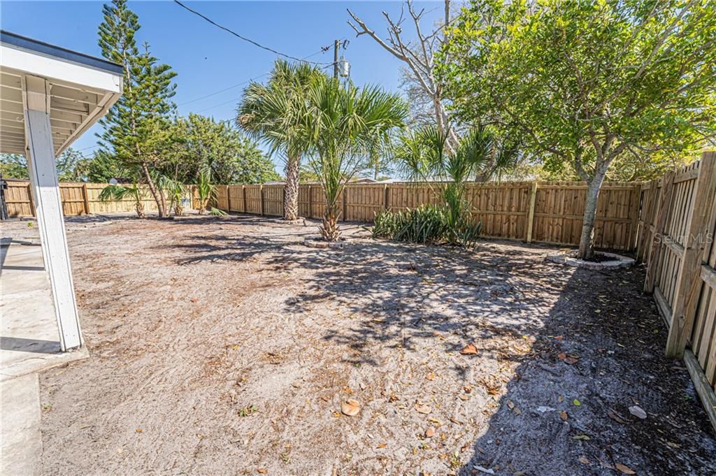 WOW!!!!!SO much space and it is all fenced in.....FIRE PITS, HORSESHOES, a pool?????Possibilities are endless!!!