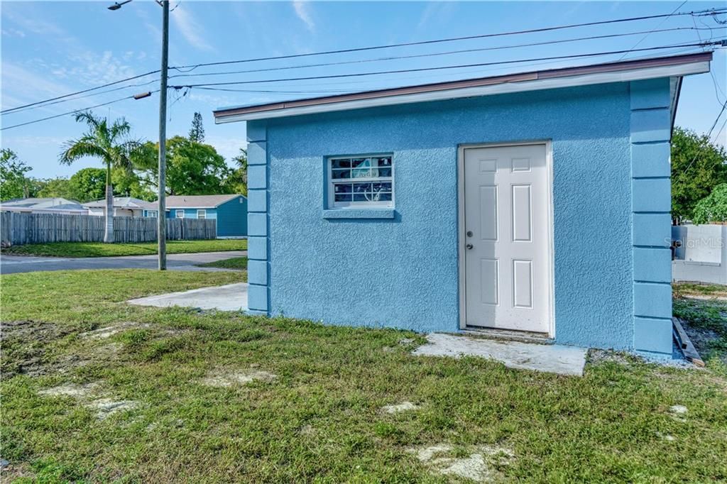 Recently Sold: $324,900 (3 beds, 2 baths, 1300 Square Feet)