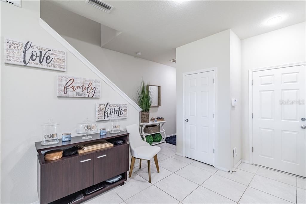 Recently Sold: $196,000 (2 beds, 2 baths, 1496 Square Feet)