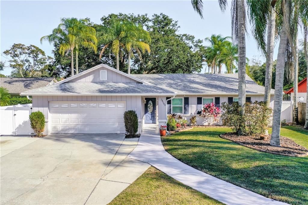 Recently Sold: $340,000 (4 beds, 2 baths, 1586 Square Feet)