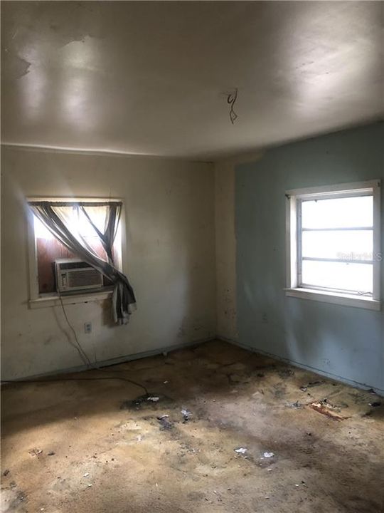 Recently Sold: $85,000 (2 beds, 1 baths, 676 Square Feet)